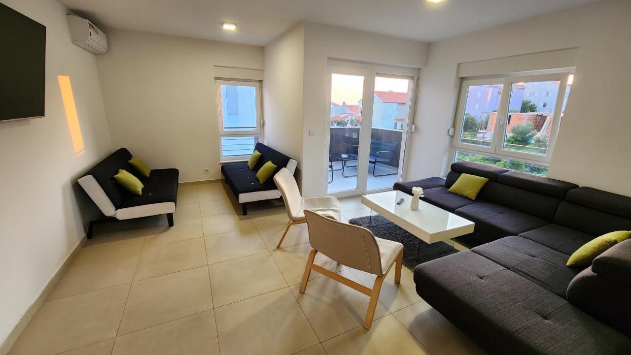 נובליה The Sands Luxury Pool Aparthotel 2 מראה חיצוני תמונה